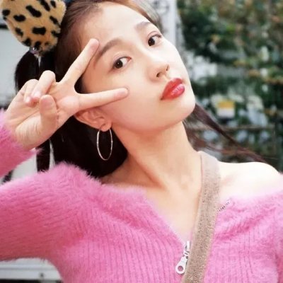 黑白迷宫海报